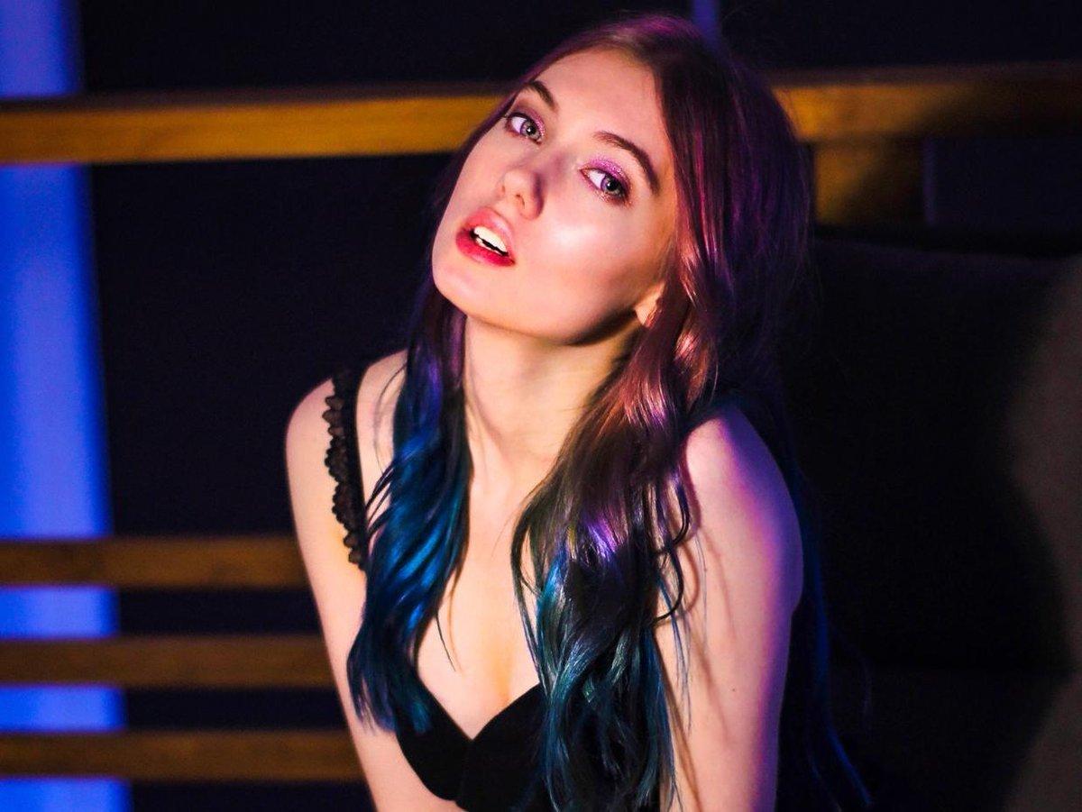 wendymarblle, camgirl sur Xlovecam