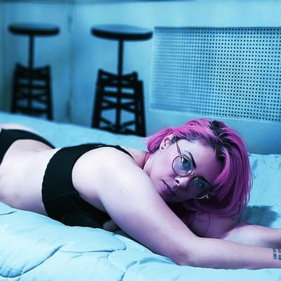 valeriesouhaite, camgirl sur Xlovecam France